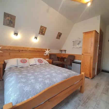 14 Bed and breakfast