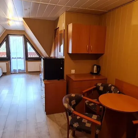 Bed and breakfast 14